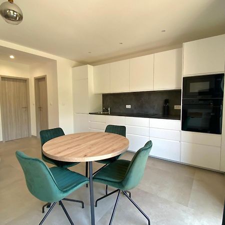 Apartmani More Kaštela Extérieur photo